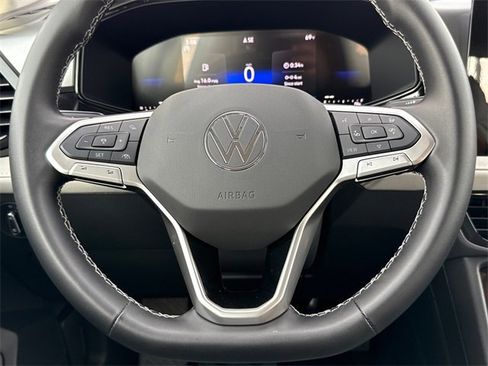 Certified 2025 Volkswagen Taos S image 19