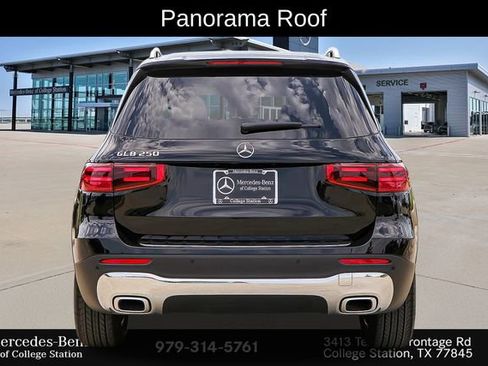Used 2024 Mercedes-Benz GLB 250 image 8