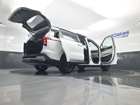 New 2026 Kia Carnival EX FWD image 62
