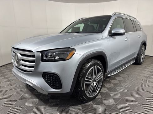 New 2026 Mercedes-Benz GLS 450 4MATIC image 1