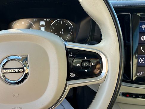 Used 2022 Volvo S60 B5 Inscription w/ Advanced Package image 18