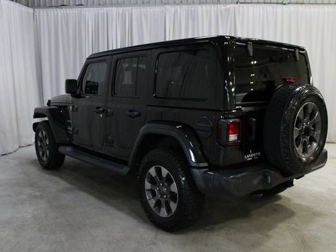 Used 2018 Jeep Wrangler Unlimited Sahara image 30