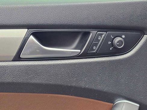 Used 2022 Volkswagen Passat 2.0T SE image 11