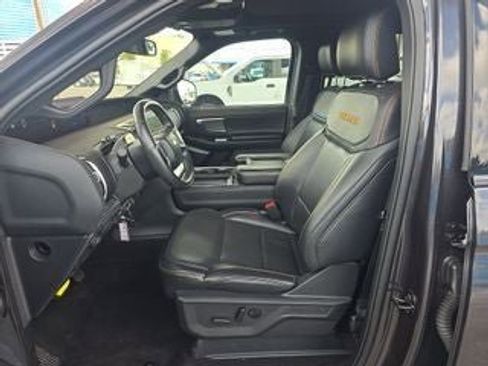 Used 2025 Ford Expedition Tremor AWD/4WD image 12