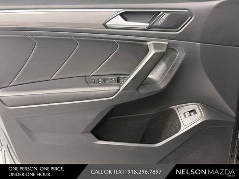 Used 2024 Volkswagen Tiguan SE R-Line AWD/4WD image 19