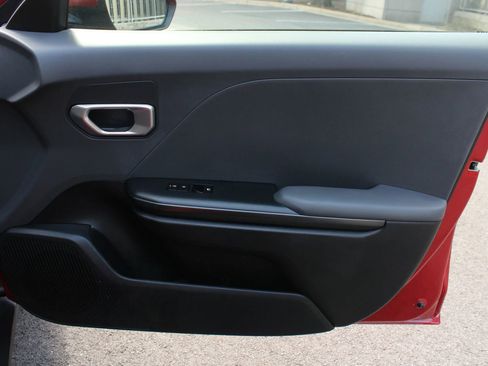 Used 2025 Kia K4 FWD image 23