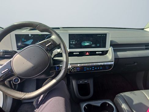 Certified 2024 Hyundai Ioniq 5 Limited AWD/4WD image 12