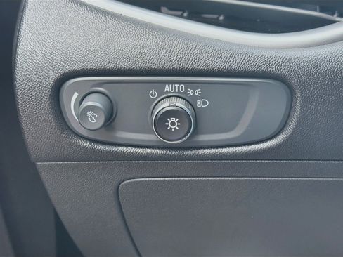 Used 2024 Chevrolet Malibu LT FWD image 17
