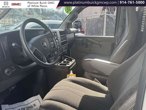 Used 2024 GMC Savana 2500 w/ Driver Convenience Package image 15