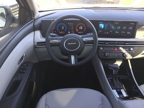 New 2026 Hyundai Tucson SE FWD image 18
