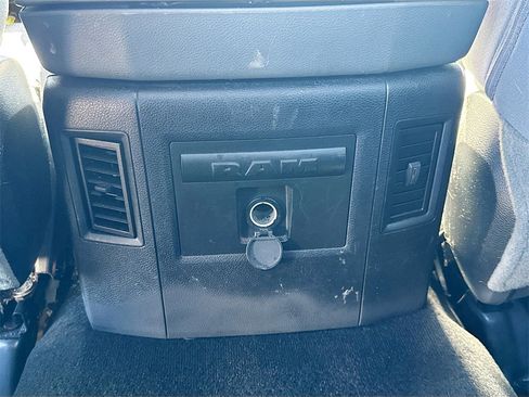 Used 2017 RAM 1500 Big Horn image 25