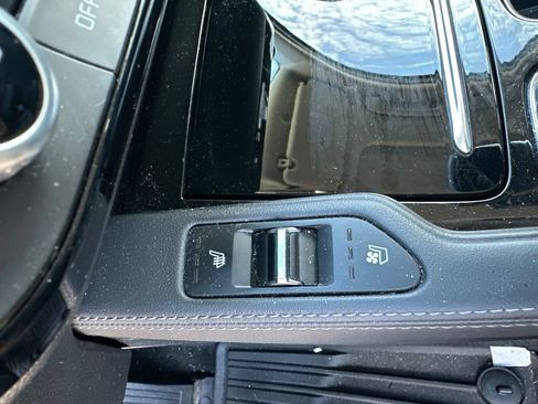 Used 2021 Kia Telluride EX w/ EX Premium Package FWD image 23