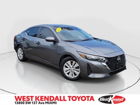 Used 2025 Nissan Sentra S FWD image 1