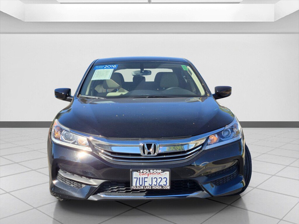 Used 2016 Honda Accord LX image 2