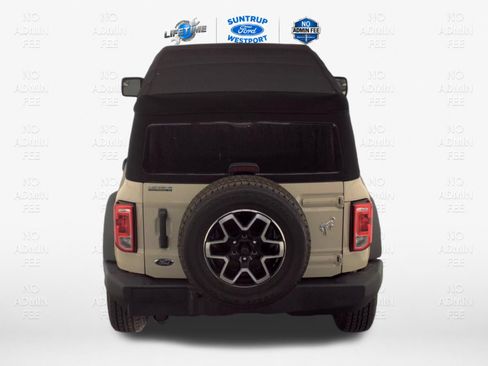 Used 2025 Ford Bronco 4-Door AWD/4WD image 12