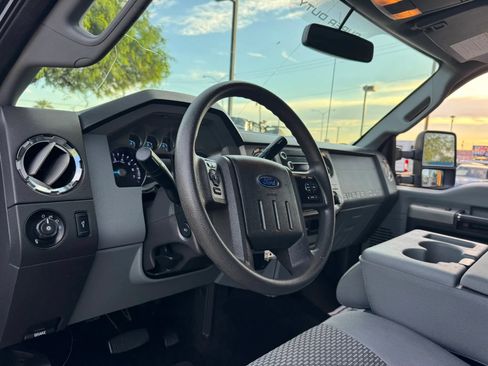 Used 2014 Ford F250 XLT w/ XLT Value Package AWD/4WD image 19