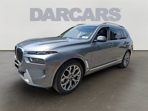 Used 2024 BMW X7 xDrive40i AWD/4WD image 3