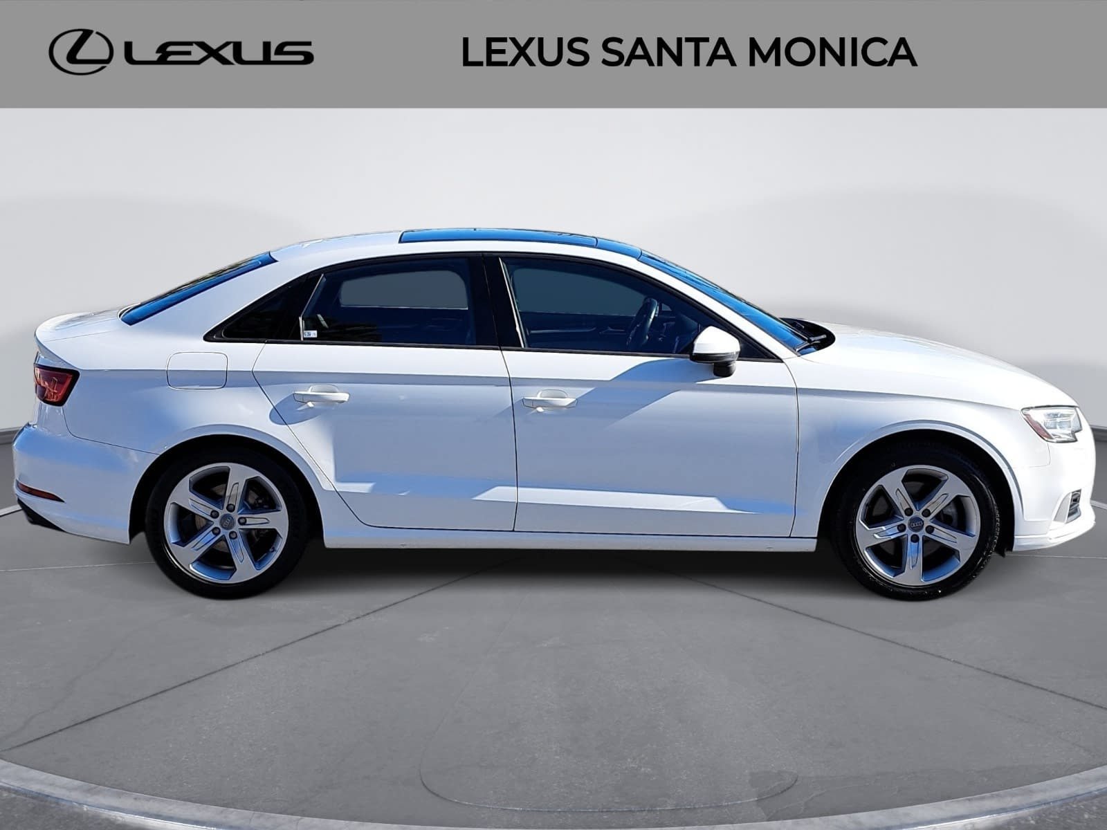 Used 2018 Audi A3 2.0T Premium w/ Convenience Package AWD/4WD image 4