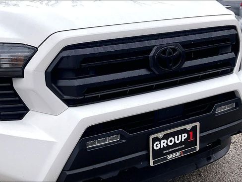 Used 2024 Toyota Tacoma SR5 image 29
