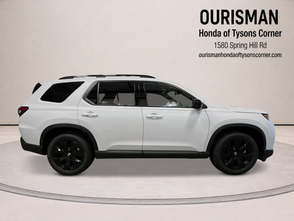 New 2026 Honda Pilot Black Edition image 2