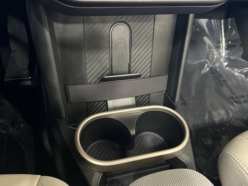 Used 2025 MINI Cooper S FWD image 35