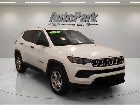 Used 2023 Jeep Compass Sport AWD/4WD image 1