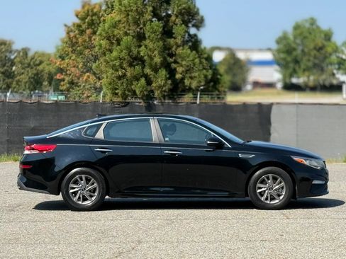 Used 2020 Kia Optima LX FWD image 7