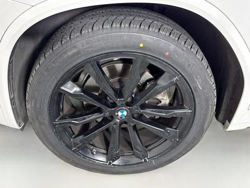 Used 2024 BMW X3 sDrive30i w/ M Sport Package RWD image 31
