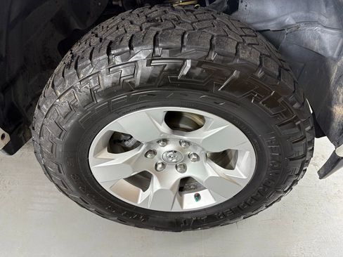 Used 2022 RAM 1500 Laramie w/ Sport Appearance Package image 11