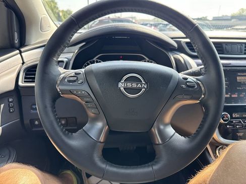 Used 2024 Nissan Murano SL image 12