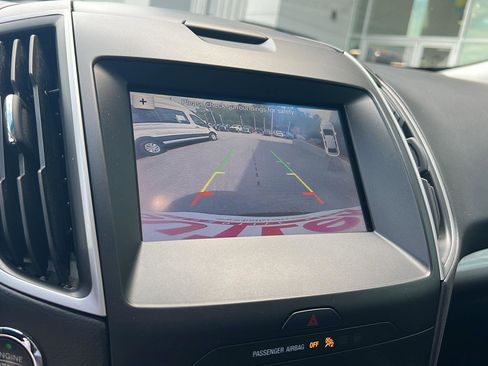 Used 2019 Ford Edge SEL w/ Equipment Group 201A image 25