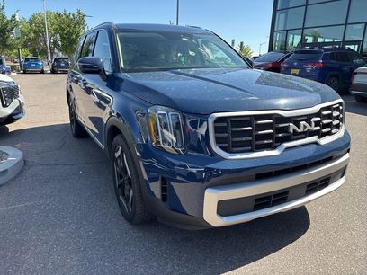 Used 2023 Kia Telluride S w/ S Sunroof Package