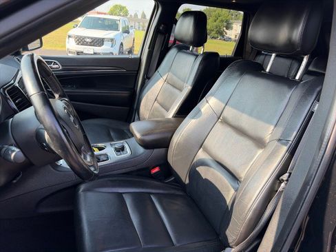 Used 2021 Jeep Grand Cherokee Limited AWD/4WD image 10
