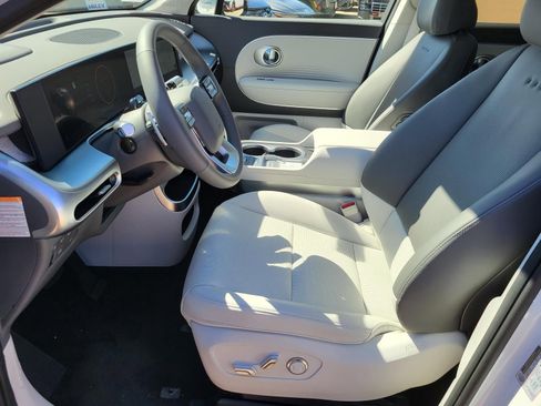 New 2026 Hyundai Ioniq 9 SEL w/ Tow & Go Package AWD/4WD image 16