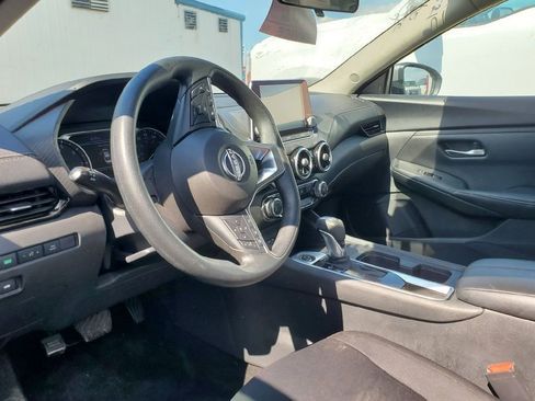 Used 2024 Nissan Sentra SV FWD image 9
