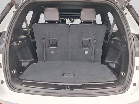 Used 2023 Jeep Grand Cherokee L Laredo image 26