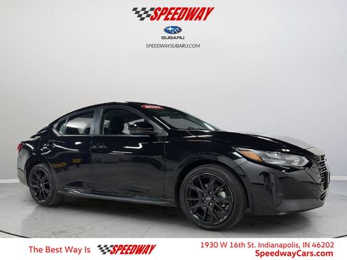 Used 2025 Nissan Sentra SR w/ Midnight Edition FWD image 1