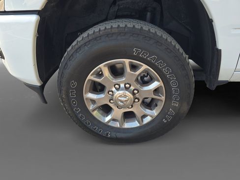 Used 2024 RAM 2500 Laramie w/ Safety Group image 9