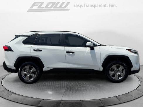 Used 2025 Toyota RAV4 XLE w/ Convenience Package AWD/4WD image 8