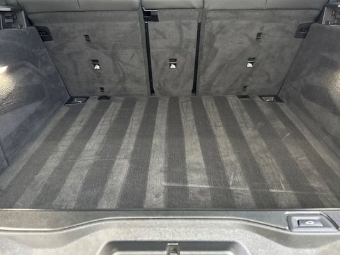 Used 2022 BMW X5 xDrive40i w/ M Sport Package image 16