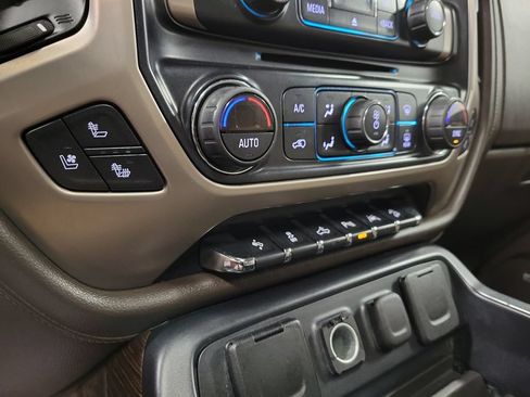 Used 2017 GMC Sierra 1500 Denali AWD/4WD image 18