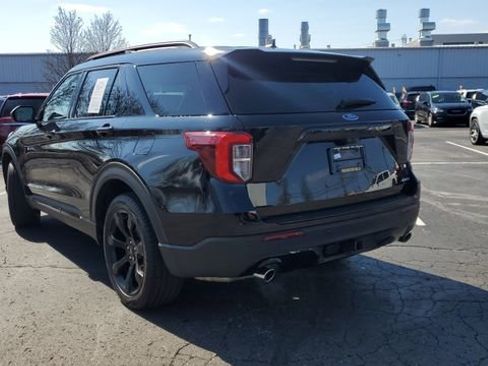 Used 2023 Ford Explorer ST-Line w/ Class IV Trailer Tow Package AWD/4WD image 2
