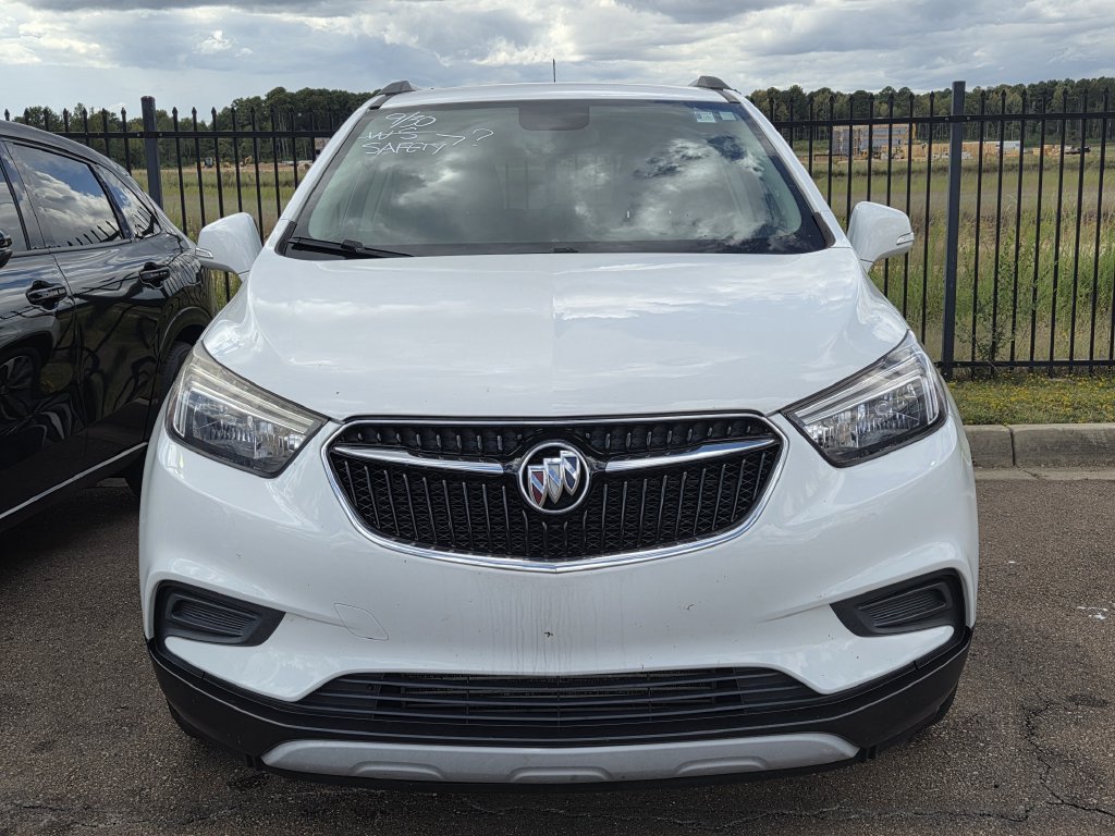 Used 2018 Buick Encore Preferred FWD image 2