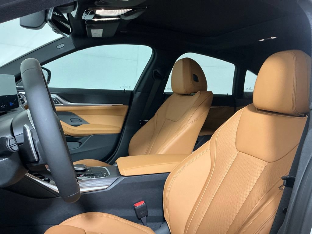 New 2026 BMW 430i xDrive w/ M Sport Package AWD/4WD image 23
