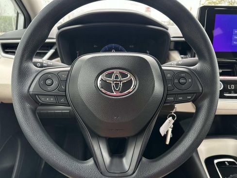 New 2026 Toyota Corolla LE FWD image 19