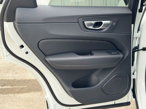 Used 2024 Volvo XC60 B5 Plus w/ Climate Package image 45