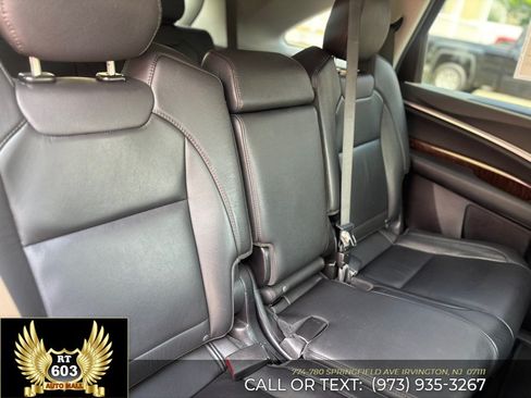 Used 2020 Acura MDX SH-AWD image 12