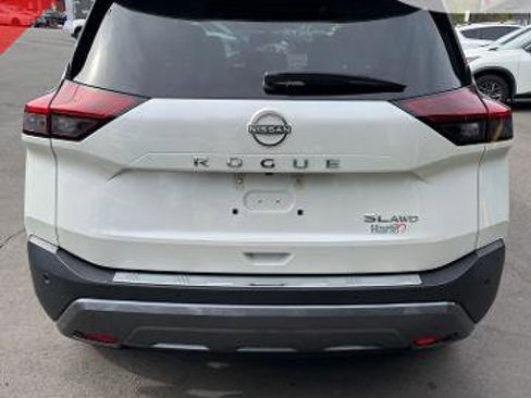 Certified 2023 Nissan Rogue SL w/ SL Premium Package AWD/4WD image 4