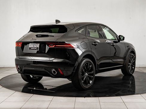 Used 2024 Jaguar E-PACE R-Dynamic SE image 9