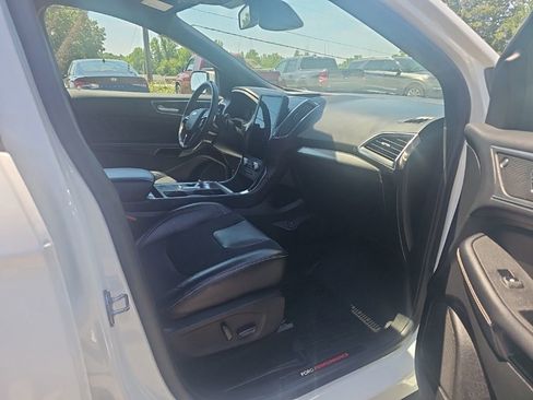 Used 2023 Ford Edge ST w/ Cargo Accessory Package AWD/4WD image 9